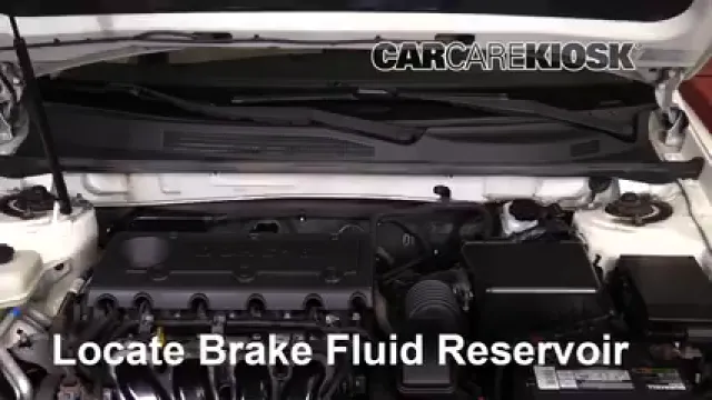 2009 Kia Optima EX 2.4L 4 Cyl. Liquide de frein Ajouter du liquide